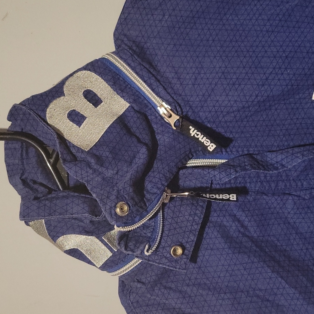 Bench Spring Coat - Picture 3 of 6